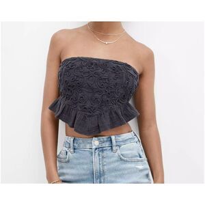 AE American Eagle gray black shirt M Smocked Tube Top strapless crop tank ruffle